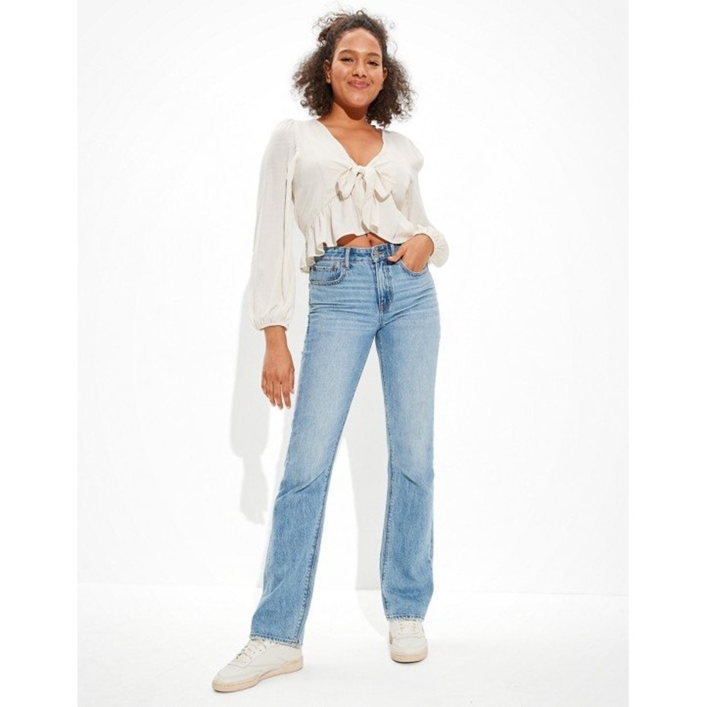 American Eagle Jeans Womens 6 90s Bootcut Jeans Light Wash Blue Stretch Denim